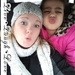 Meet your Posher, Leah